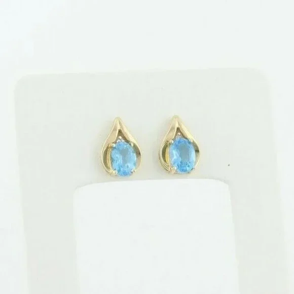 10k Yellow Gold Natural Swiss Blue Topaz and Diamond Earrings Stud Post Earrings